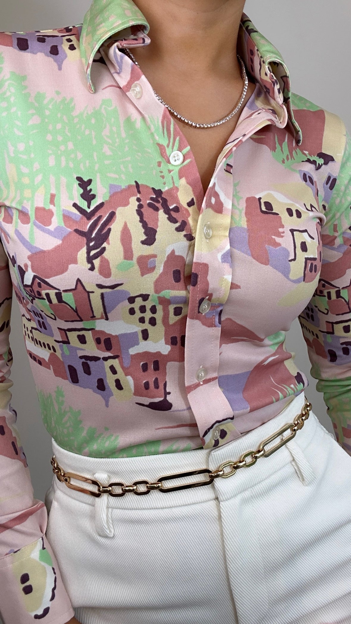 1970's Vintage Pastel Novelty Print Button Down Dagger Top
