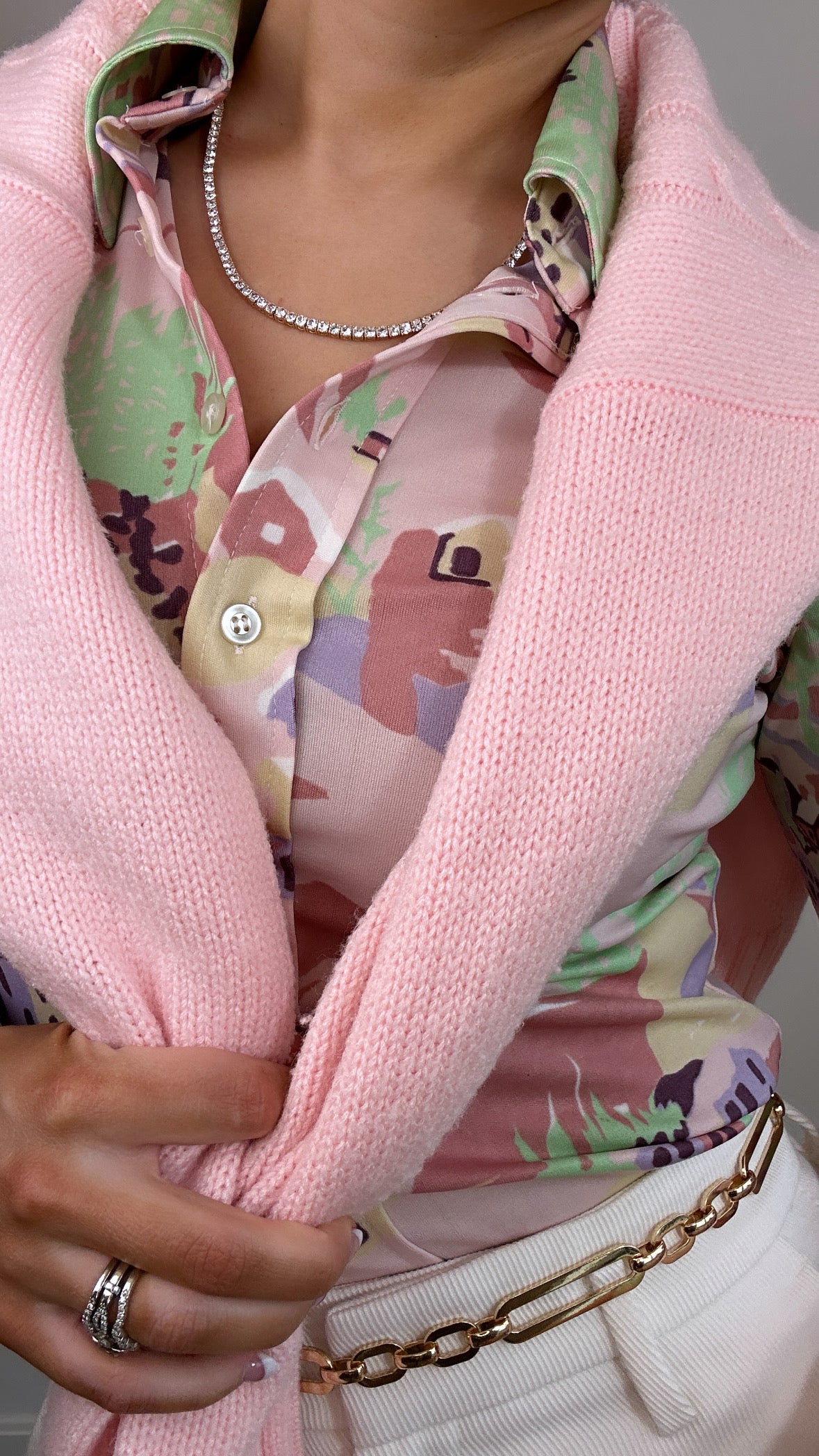 1970's Vintage Pastel Novelty Print Button Down Dagger Top
