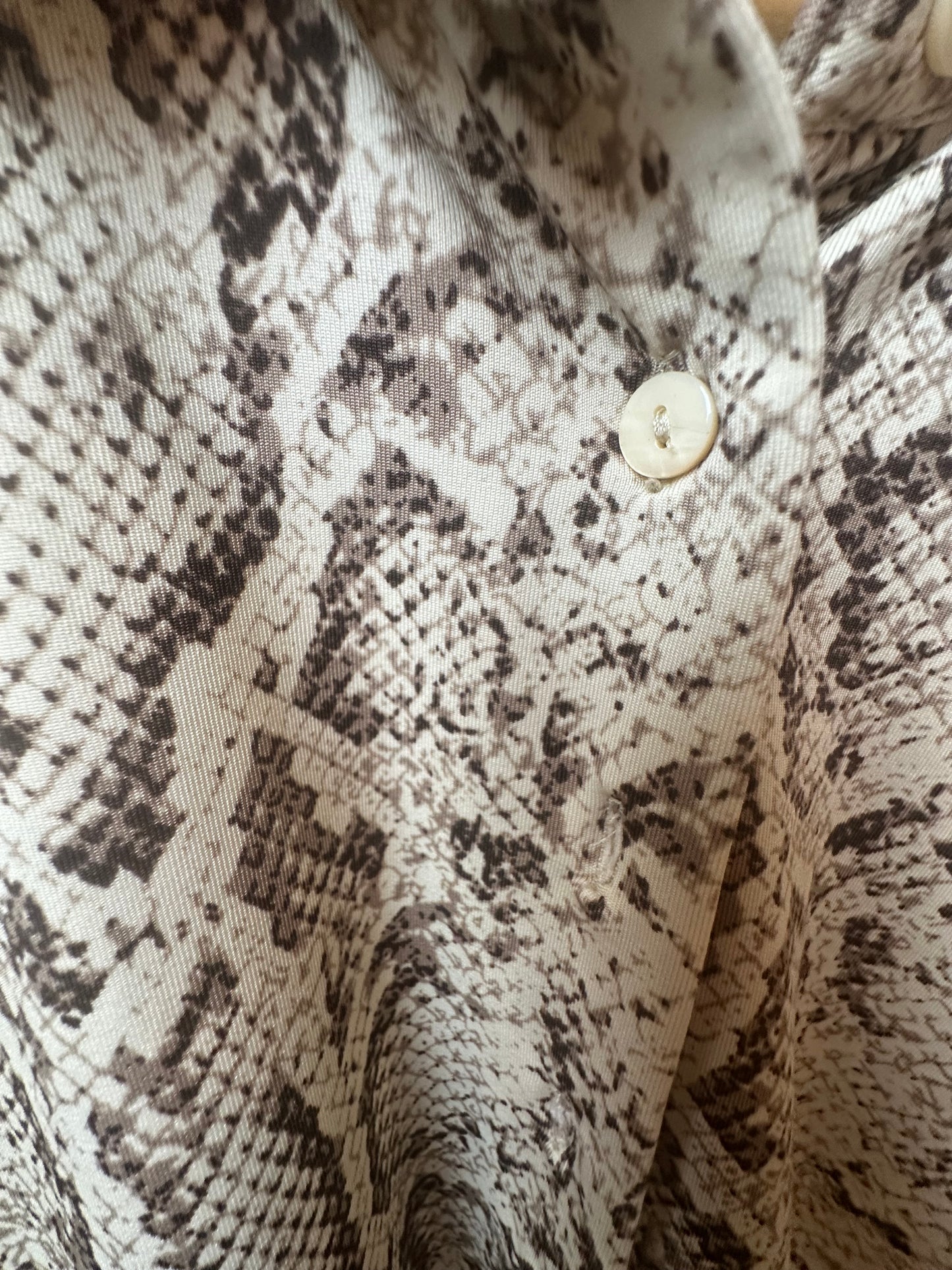 Vintage Y2K Cream Snakeskin Button Down Shirt